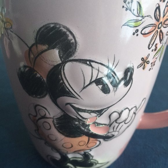 Disney Pink Mug "Bow" with Minnie - Picture 6 of 10